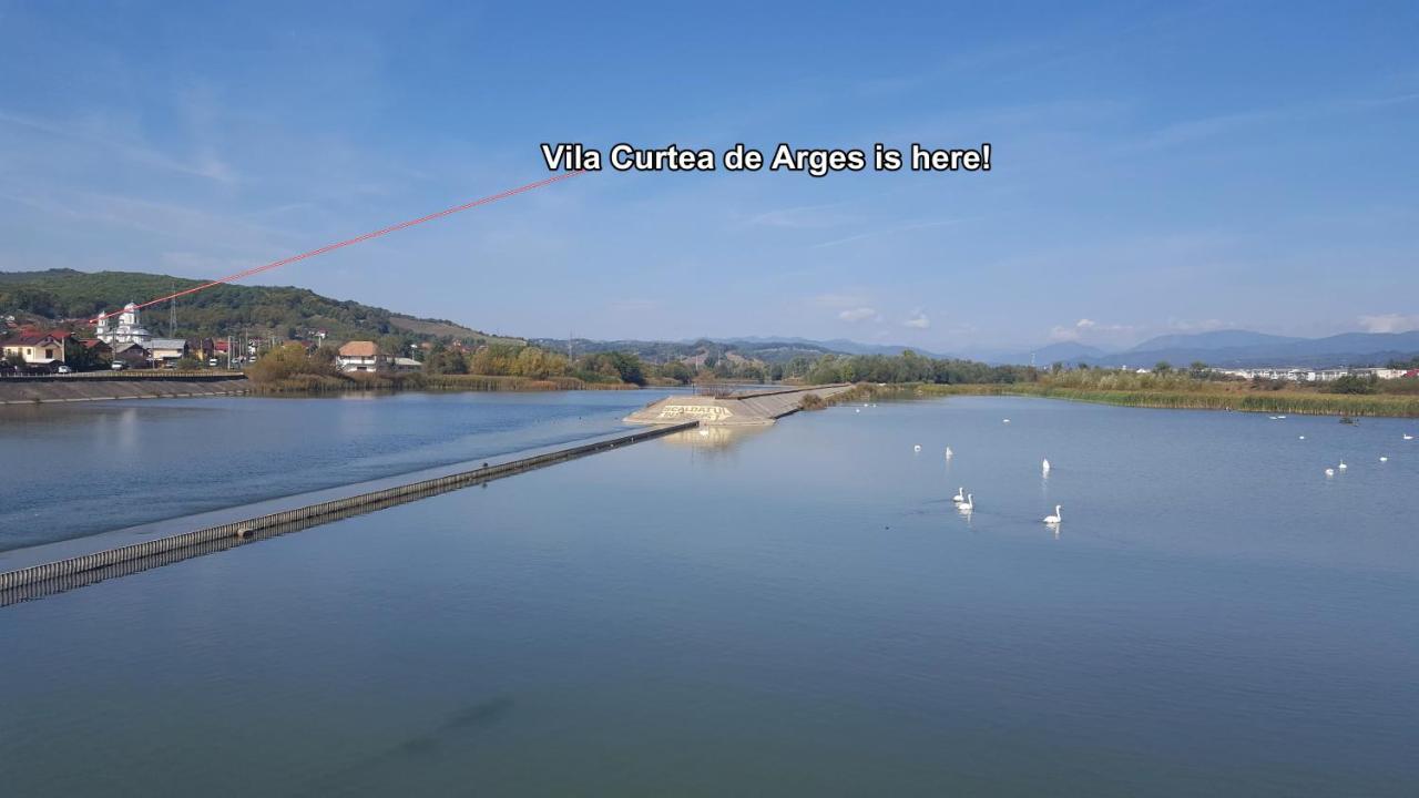 Vila Curtea de Argeş Exteriör bild